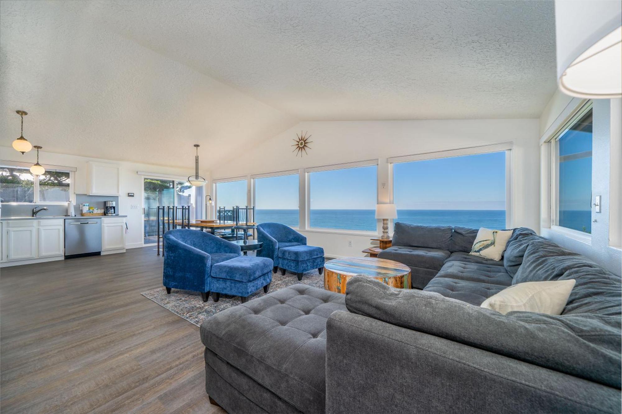Lawton'S View Villa Lincoln City Exterior photo